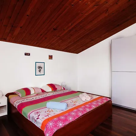 Bernic Apartment *